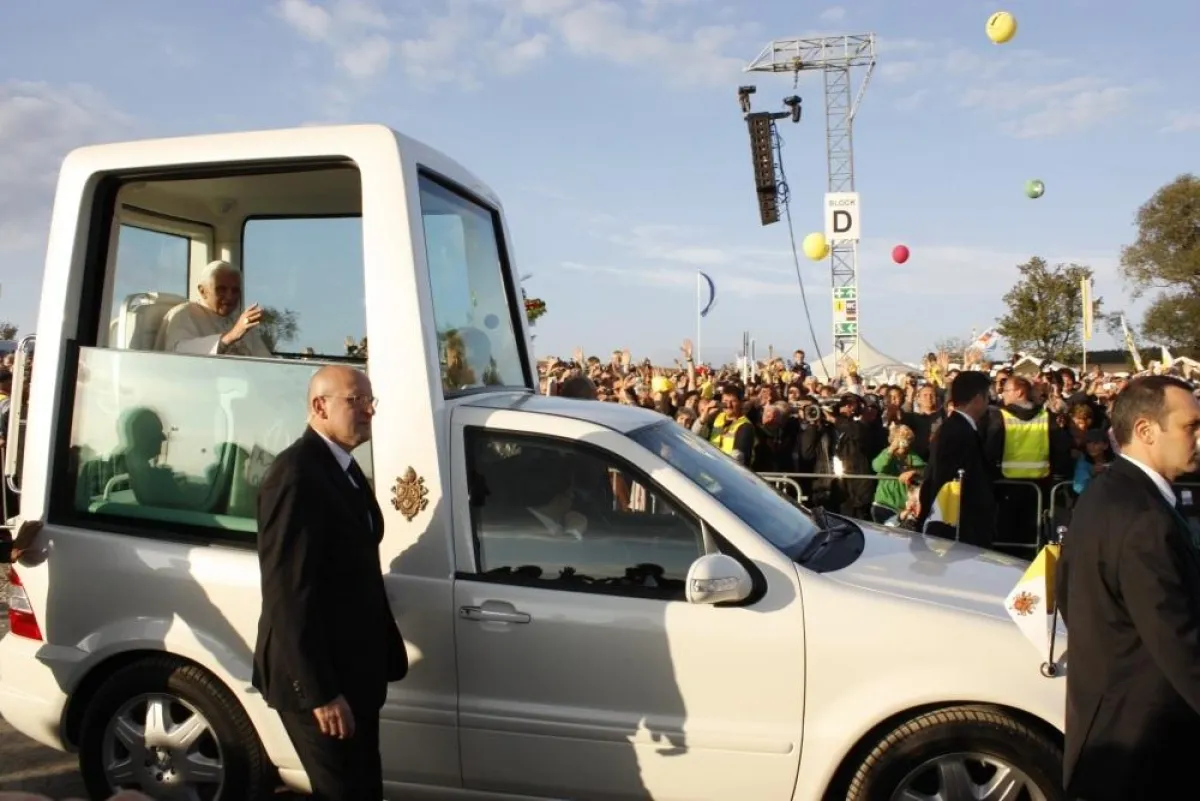 Papstgruss in Etzelsbach