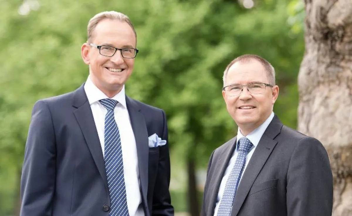 Joachim Wittig und Karsten Hourticolon wollen die Service-Qualität in Deutschland verbessern.