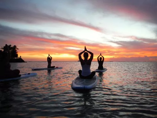Bild: Atmung, Balance und Wohlbefinden: SeaTrek Sailing Adventures startet Yoga-Kreuzfahrtprogramm in Indonesien