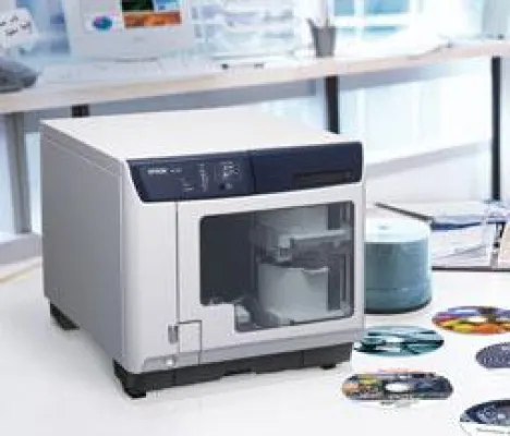 Professionelle CD und DVD Produktion mit dem Epson Discproducer PP-100 Bild: Professionelle CD und DVD Produktion mit dem Epson Discproducer PP-100