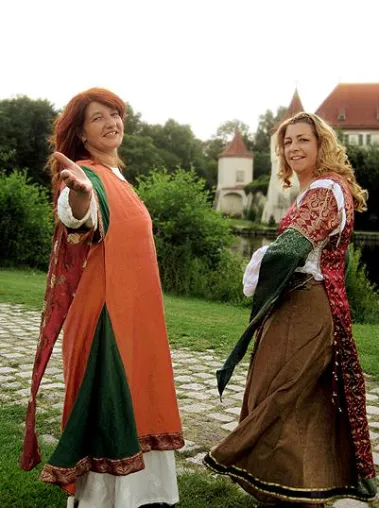 HISTORISCHER TANZ IN DEN MAI MIT OKZITANIS Bild: HISTORISCHER TANZ IN DEN MAI MIT OKZITANIS