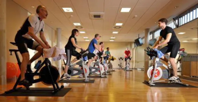 Der HSV zum Teambuilding und Freundschaftsspiel gegen den MSV Neuruppin im Resort Mark Brandenburg Bild: Der HSV zum Teambuilding und Freundschaftsspiel gegen den MSV Neuruppin im Resort Mark Brandenburg