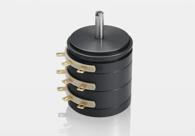 Bild: Hochpräzises, industriegerechtes Mehrfachpotentiometer