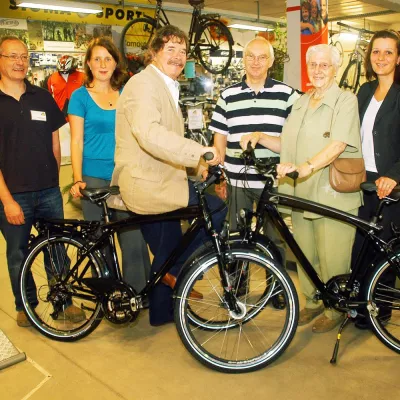Bild: Zwei Fahrräder für Willich und Jüchen