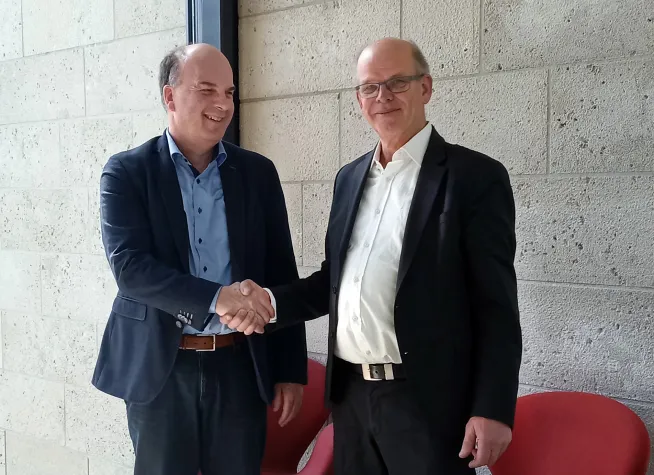 Bild: eTASK übernimmt die SMB AG