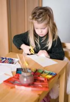 Bild: Volksschüler beweisen Kreativität mit Holz