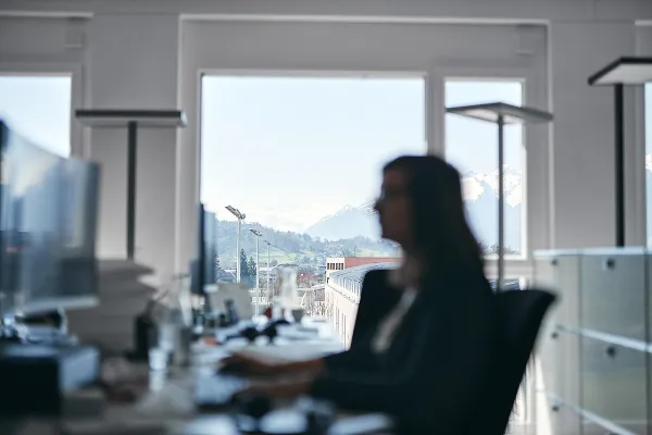 Bild: Erfolgreich gegen den Fachkräftemangel im E-Commerce – Wie der Quereinstieg bei Kopierpapier.de gelang