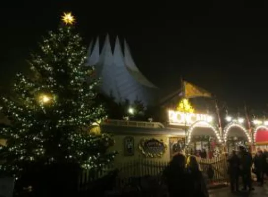 Der RONCALLI-Weihnachtscircus ist in der Stadt Bild: Der RONCALLI-Weihnachtscircus ist in der Stadt