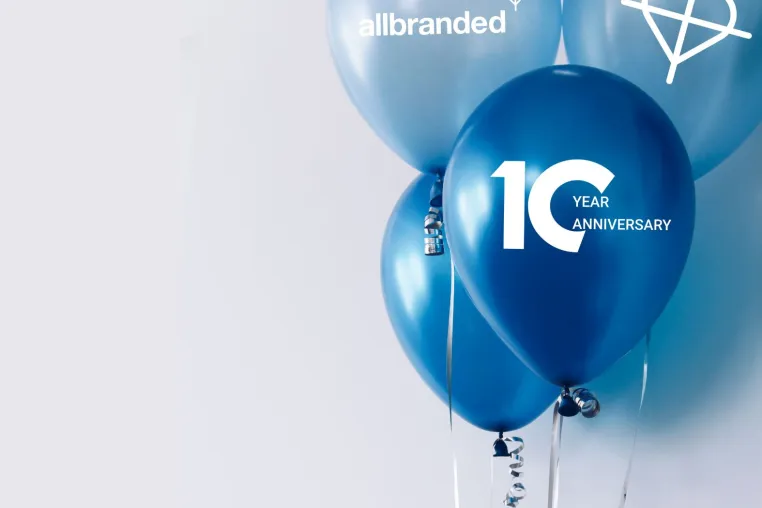 Bild: Werbeartikelhersteller allbranded feiert 10-jähriges Firmenjubiläum