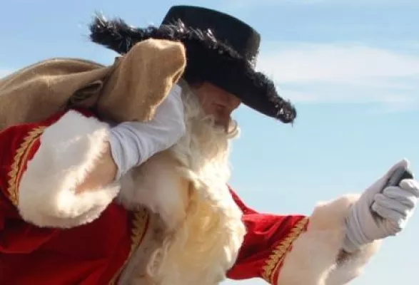 Bild: Jagd auf Mr. X-mas – Hamburger Firmen jagen den Weihnachtsmann und tun dabei Gutes