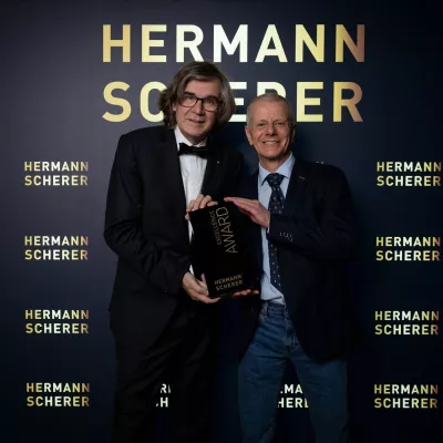 Bild: 65-Jähriger Dresdner gewinnt am 25. Apr. internationalen SpeakerSlam in Mastershausen in Ausdruck-Emotion