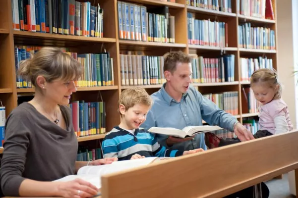 Bild: Uni Ulm erneut „familiengerechte Hochschule“: Qualitätssiegel für drei weitere Jahre erteilt