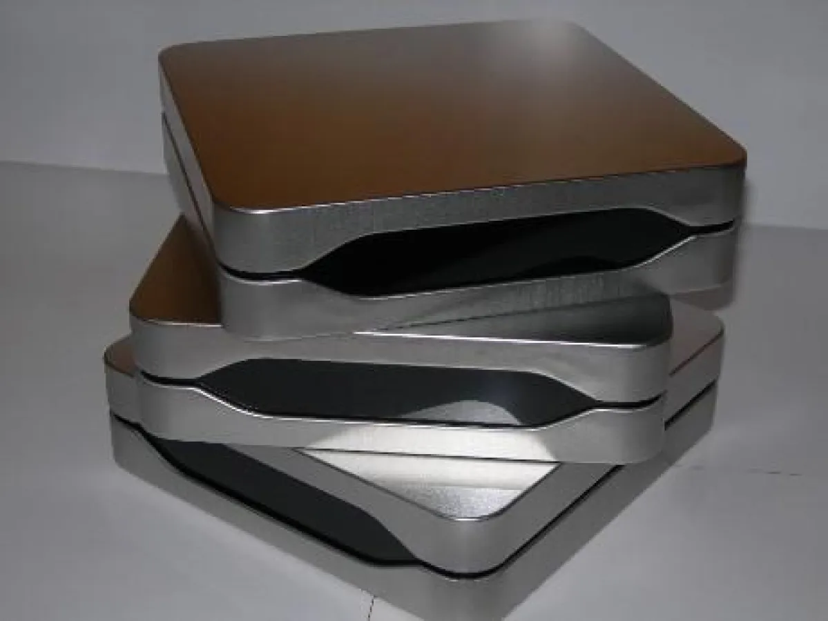 Blechdose Genial von dosenwelten, dem Anbieter für Weissblechverpackungen in Kleinserie