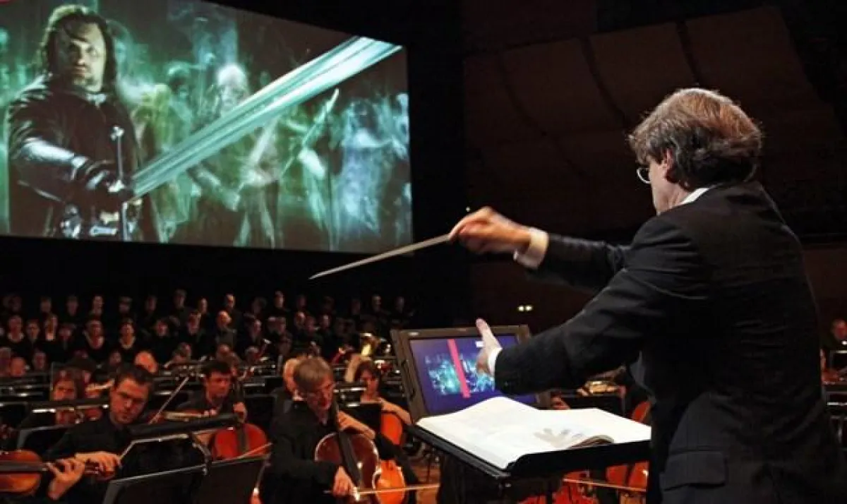 Münchner Symphoniker und Ludwig Wicki / Foto: Hilda Lobinger