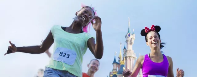 Bild: Disneyland Paris gibt den Startschuss für sein erstes Halbmarathon-Wochenende