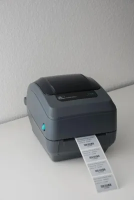 Widerstandsfähige Typenschilder in Kleinstauflagen selbst drucken Bild: Widerstandsfähige Typenschilder in Kleinstauflagen selbst drucken