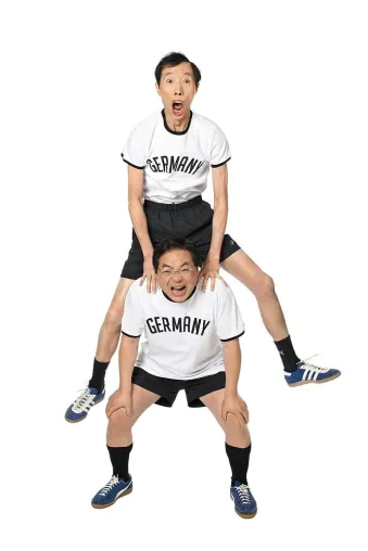 Bild: Harald Schmidts Li und Wang sind zurück - Legendäre chinesische Kellner als Olympia-Kommentatoren