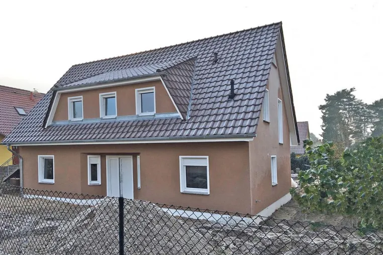 Bild: Großzügiges Wohnen mit guter Aussicht
