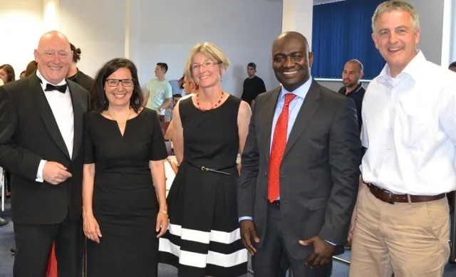 Bild: Debating: Moderne Streitkultur an der Management-Hochschule Mannheim - Professoren begeistern Studenten