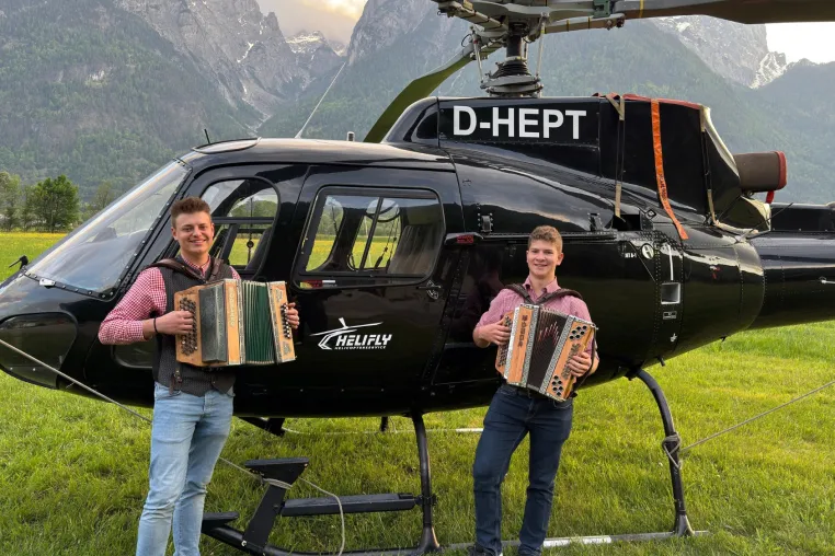Helifly Helicopterservice: Der perfekte Flug für besondere Anlässe Bild: Helifly Helicopterservice: Der perfekte Flug für besondere Anlässe