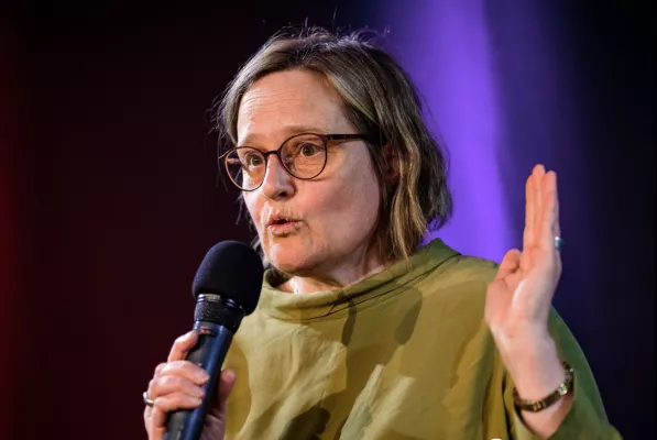 Bild: Fachinformatikerin Susanne Tietze gewinnt Excellence Award und wird Weltrekordhalterin