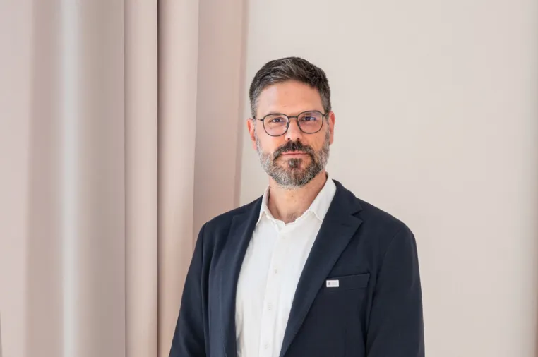 Fraunhofer IGD erweitert Institutsleitung: Prof. Michael Sedlmair leitet Institut gemeinsam mit Dr. Matthias Unbesc Bild: Fraunhofer IGD erweitert Institutsleitung: Prof. Michael Sedlmair leitet Institut gemeinsam mit Dr. Matthias Unbesc