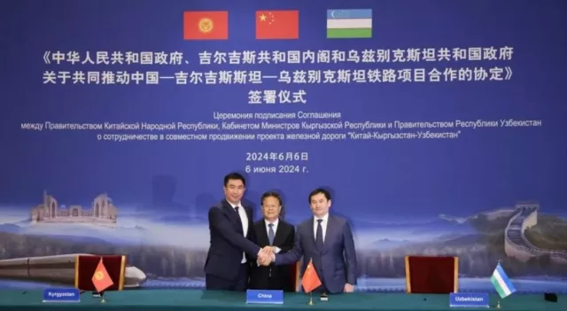 Bild: Das Eisenbahnprojekt China-Kirgisistan-Usbekistan " stärkt es den Einfluss Pekings in der Region?