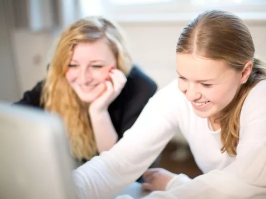 Bild: Kostenlose Social-Media-Workshops für Eltern und Lehrer/innen im Herbst