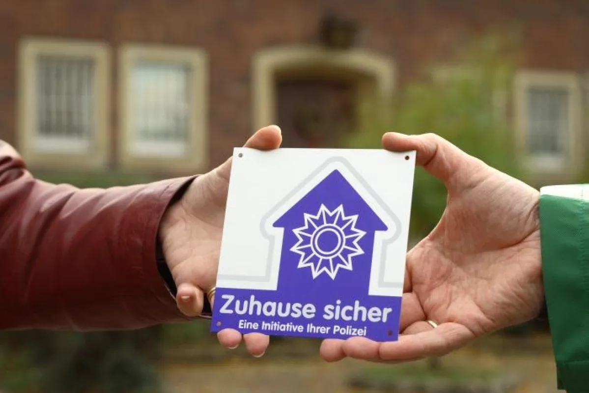 Plakettenübergabe