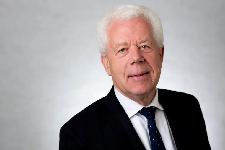 Bild: Worauf muss sich der Mittelstand nach dem „Brexit“ einstellen? Udo van Kampen beim HelfRecht-Unternehmerforum
