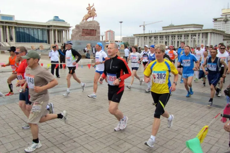 Zweiter Internationaler Marathonlauf Ulan Bator und viele ergänzende Programme Bild: Zweiter Internationaler Marathonlauf Ulan Bator und viele ergänzende Programme