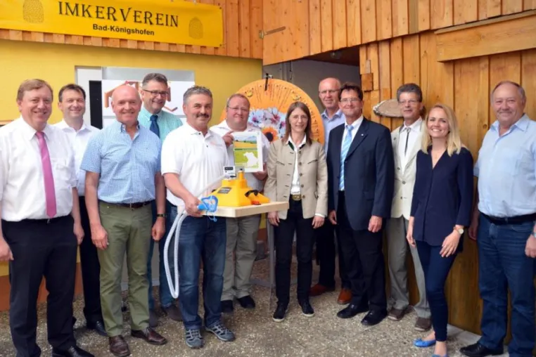 Durchatmen mit Luft aus dem Bienenstock Bild: Durchatmen mit Luft aus dem Bienenstock