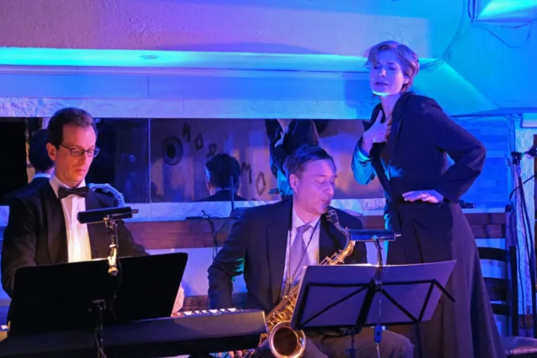 Zarah Leander -ein musikalisch-szenischer Abend der Kammeroper Frankfurt Bild: Zarah Leander -ein musikalisch-szenischer Abend der Kammeroper Frankfurt
