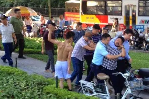 UN-Hochkommissar für Menschenrechte fordert Vietnam auf, Angriffe auf Grundrechtsaktivisten zu untersuchen Bild: UN-Hochkommissar für Menschenrechte fordert Vietnam auf, Angriffe auf Grundrechtsaktivisten zu untersuchen