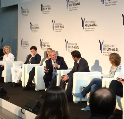 passepartout inszeniert Besuch von Bundespräsident Joachim Gauck in Kleve Bild: passepartout inszeniert Besuch von Bundespräsident Joachim Gauck in Kleve