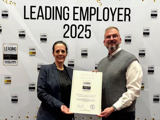 Bild: Schmidt + Clemens als „Leading Employer Deutschland 2025“ ausgezeichnet