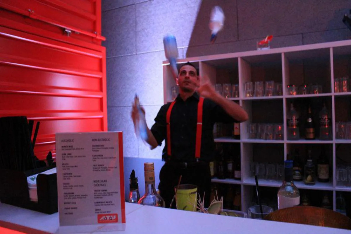 Molekular Show und Flairbartending by LACOCKTAIL