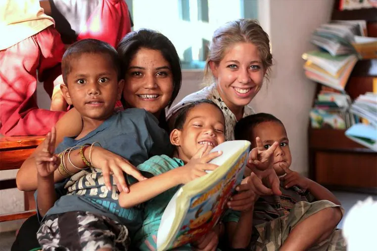 Volunteering in Indien: Bollywood und Freiwilligenarbeit Bild: Volunteering in Indien: Bollywood und Freiwilligenarbeit