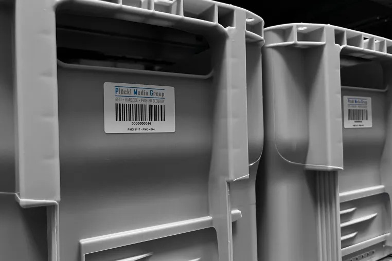 Bewährt in Praxis und Industrie: PMG OnMould Barcode-Label Bild: Bewährt in Praxis und Industrie: PMG OnMould Barcode-Label