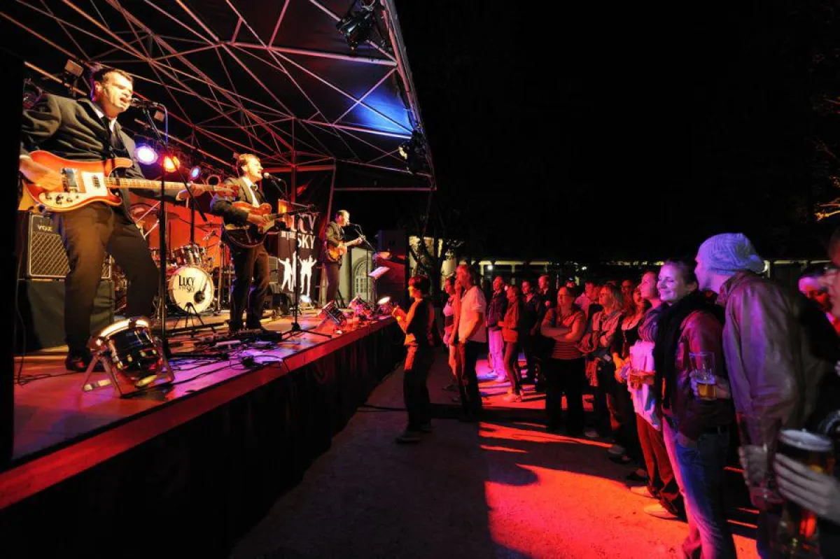 Stimmung beim European Elvis Festival Bad Nauheim