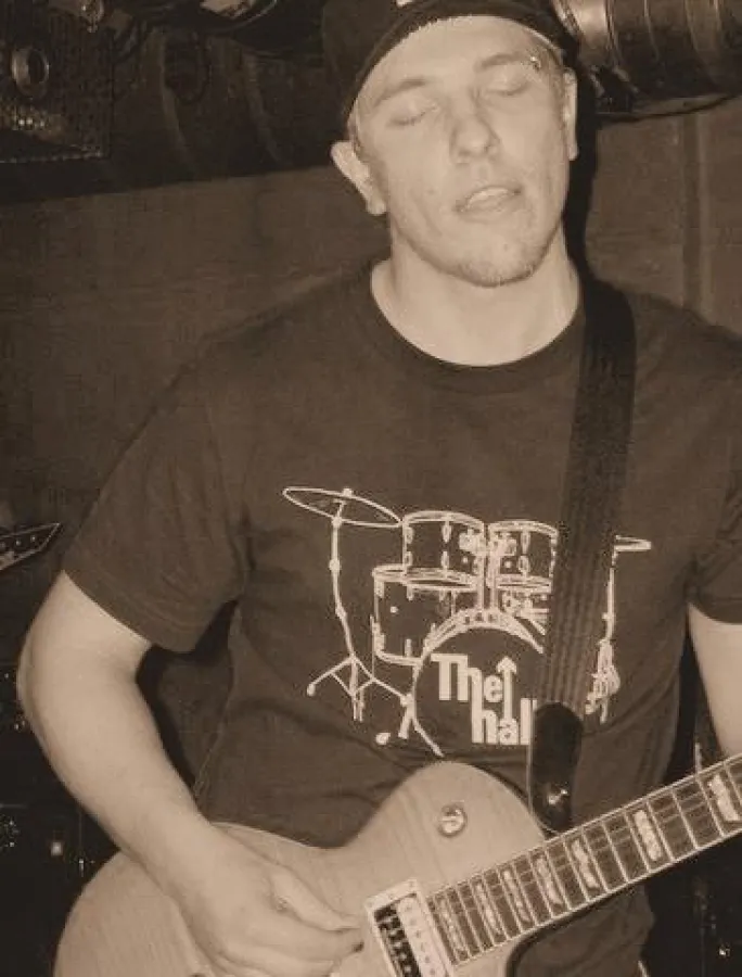 K spielt immer mit leidenschaftlicher Hingabe