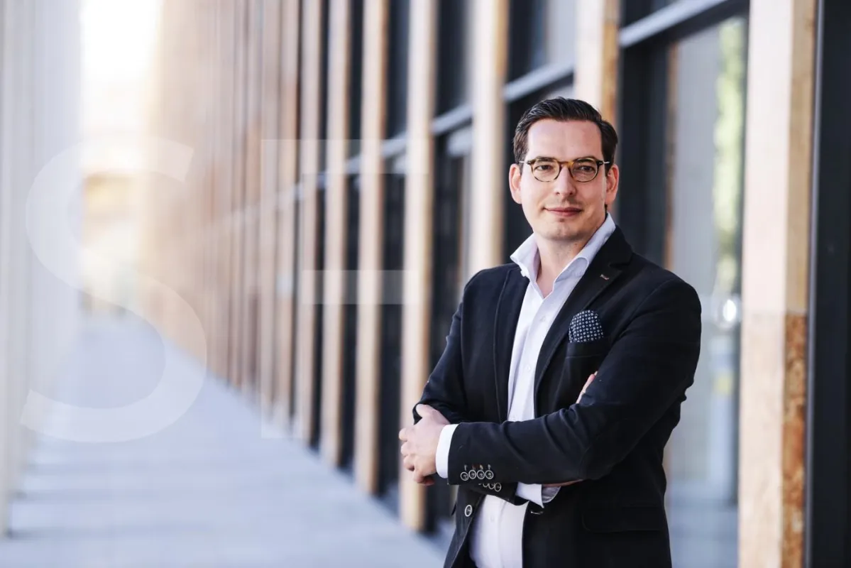 Dominik Benner, der Gründer von Schuhe24