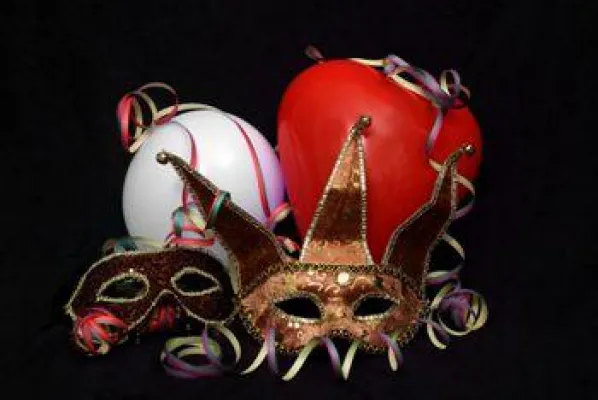 Bild: Weiberfastnacht 2011: Karneval und Fasching mit Flirtpub.de