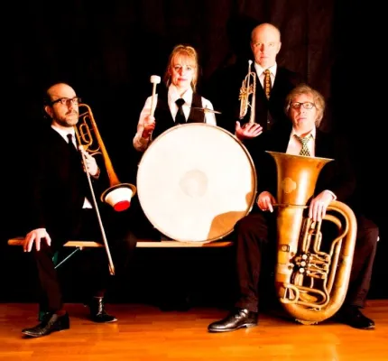 22.10.2011: „Um a Fünferl a Durchanand“ im Hotel Haus Hammersbach, Grainau Bild: 22.10.2011: „Um a Fünferl a Durchanand“ im Hotel Haus Hammersbach, Grainau