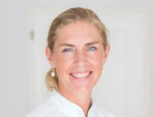 Bild: DR. Bettina von Seefried: FemiLift - Der Laser zur Vaginalstraffung und Therapie der Stressharninkontinenz