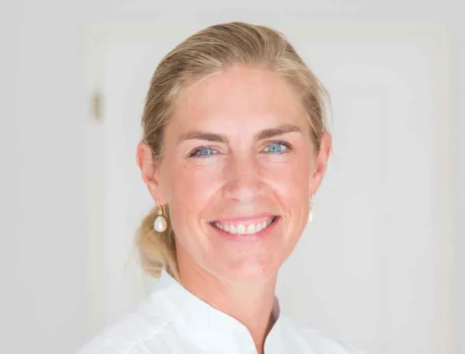 Bild: DR. Bettina von Seefried: FemiLift - Der Laser zur Vaginalstraffung und Therapie der Stressharninkontinenz