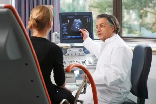 Dem Tumor seine Grenzen zeigen - Neue OP-Methode am Heilig Geist-Krankenhaus Bild: Dem Tumor seine Grenzen zeigen - Neue OP-Methode am Heilig Geist-Krankenhaus