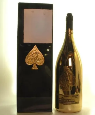 Obama feierte damit den Wahlsieg: MWC versteigert vergoldeten Luxuschampagner Bild: Obama feierte damit den Wahlsieg: MWC versteigert vergoldeten Luxuschampagner