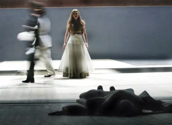 Bild: Hamlet in Therapie?