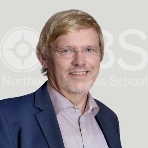 Bild: Ernst Reinking zum Professor an der NBS ernannt – Experte für IT, Management und Künstliche Intelligenz